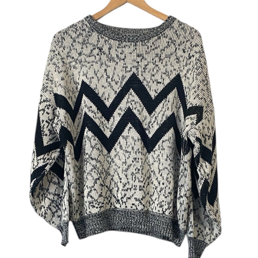 Vintage Celebrity Club 80s Zigzag Chunky Knit Chevron Patterned Sweater